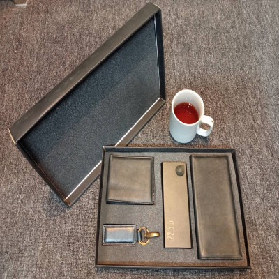 The Prestige 4-in-1 Gift Set